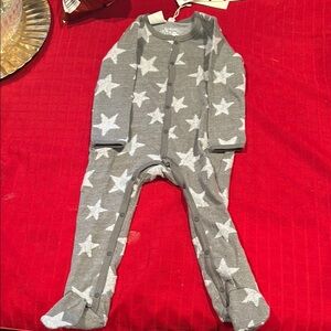 Cozy Gray Star Print Kids Footie